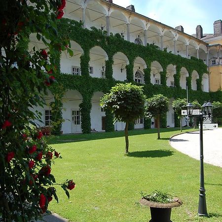 Gaestehaus Schloss Aschach Aschach an der Donau Luaran gambar